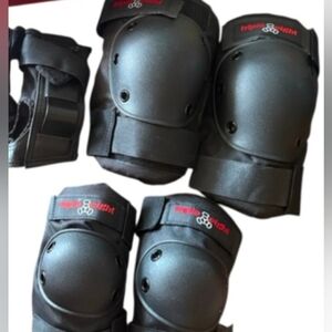 Triple Eight Black Protective Knee and Elbow Pads Set